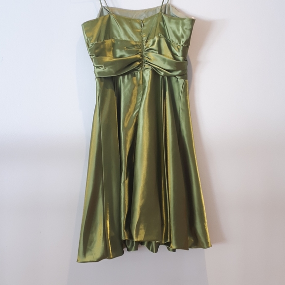 KIKI green dress - Picture 2 of 5